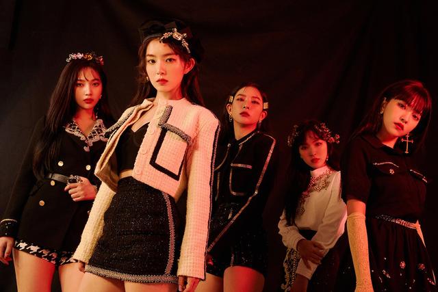 Red Velvet幕後美照公開！新專輯iTunes多國奪冠！