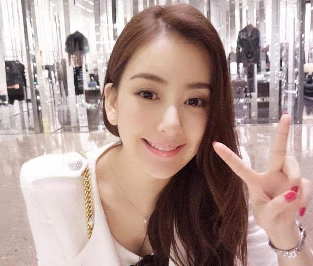 方媛帶著女兒一起逛街被偶遇, 網友, 真人和照片上沒法比