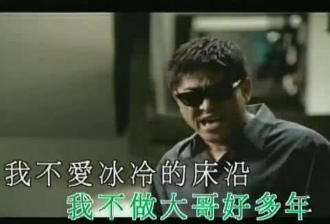 曾經的香港大哥，去世時張學友提20萬包葬禮，劉德華賣唱養他妻兒!