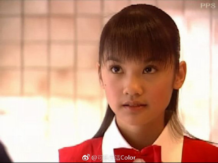 林心如曬中學時期學生照，網友驚呼「照片裡有楊丞琳」！