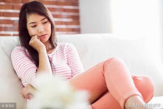 25歲年輕姑娘剛畢業，後媽讓她嫁35歲瘸子，去趟醫院她哭著說同意