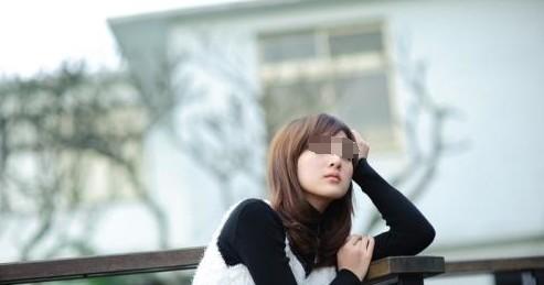 女兒被婆家趕回來，俺帶女兒去評理，女婿打開電腦，俺扇女兒臉