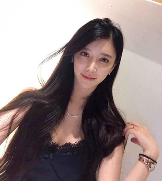 一個晚上收伏女上司！平常優雅霸氣當了女友就成了小女人好誘惑：真的會受不鳥啊 - 日韓正妹 