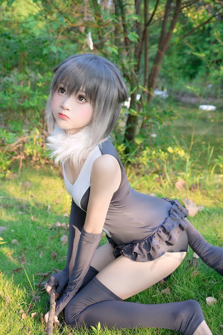 「娃娃眼蘿莉Coser」萌到讓人嫑嫑…沒想到「解開封印」所有人立刻阿阿受不了！(13P)  
