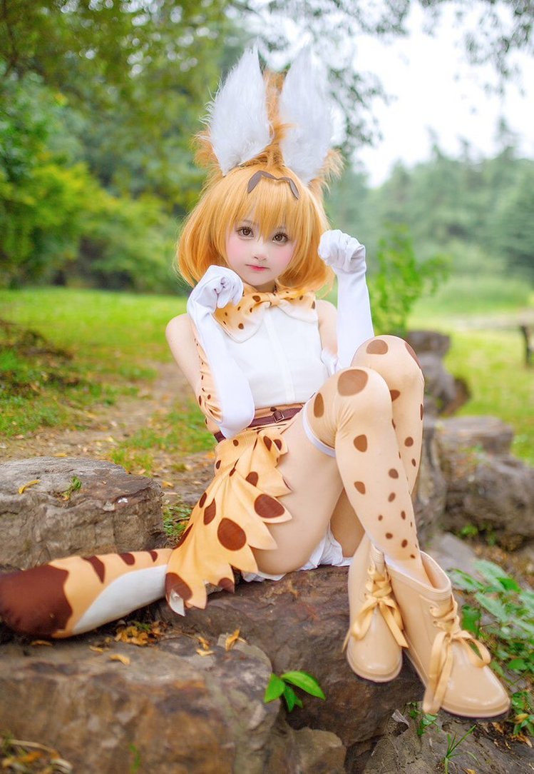 「娃娃眼蘿莉Coser」萌到讓人嫑嫑…沒想到「解開封印」所有人立刻阿阿受不了！(13P)  