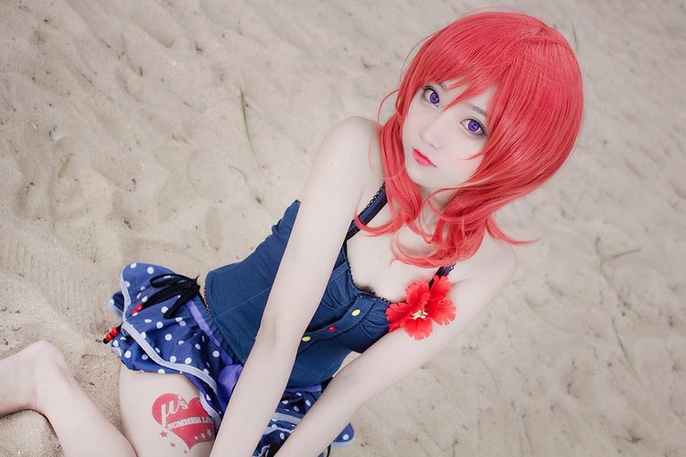 「娃娃眼蘿莉Coser」萌到讓人嫑嫑…沒想到「解開封印」所有人立刻阿阿受不了！(13P)  
