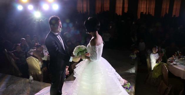 結婚當天母親給我送來我遲到的嫁妝，回到家查看之後，我愣在原地
