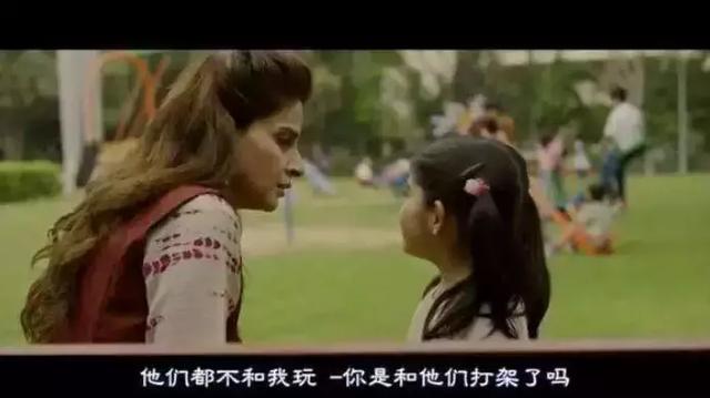 孩子的臉在幼稚園被同學抓傷卻不敢還手！心理學家：孩子被欺負，最怕家長這樣說！