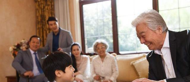 小叔子結婚我給一套房，我生孩子他給一千，五年後我收到一份大禮