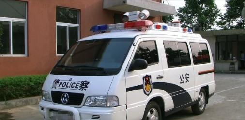 岳母住院，農村女婿送2兩豬腰，她嫌臭送清潔工，清潔工吃後報警