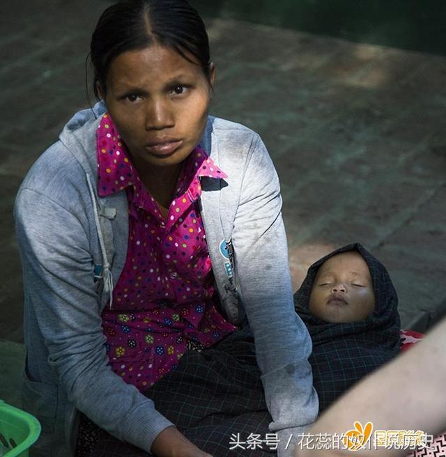 哥哥山裡撿回一個女乞丐，侄子入學她給了一張卡，我看到數字暈了