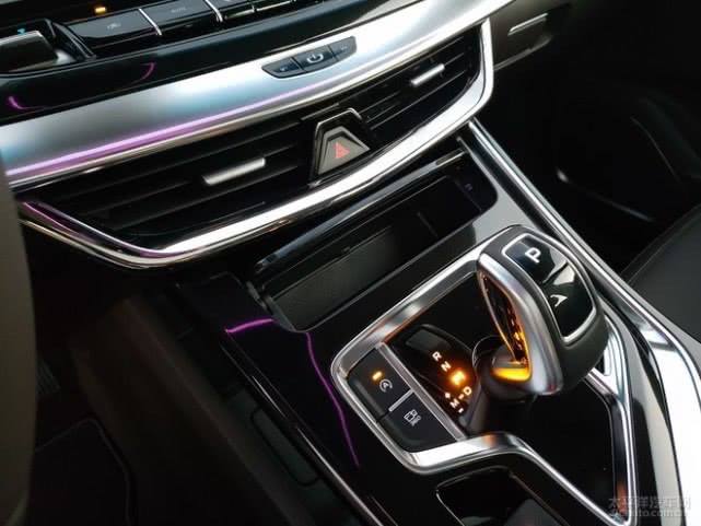 吉利嘉際/ PROTON MPV 實車曝光！內裝非常時尚精緻！ESTIMA 和 ODYSSEY 完全