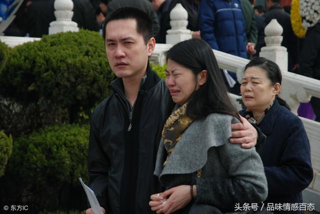 嫂子每天精心打扮出現在我老公面前，去她房間打掃後，我決定離婚