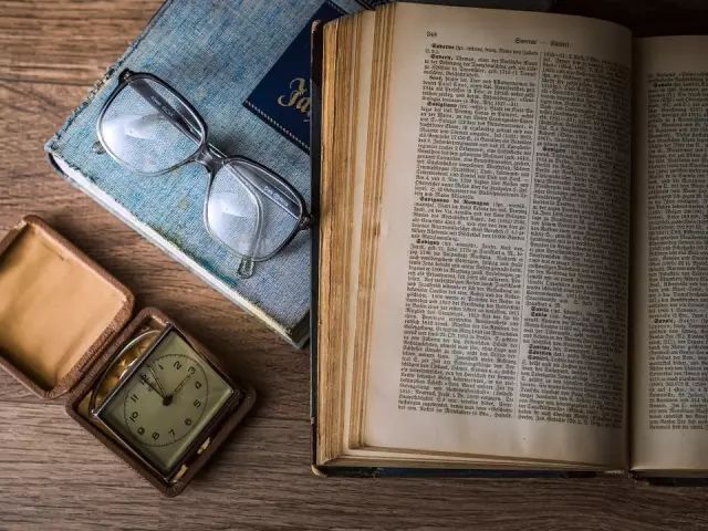  俞敏洪：教書的是老師，但育人的一定是父母！