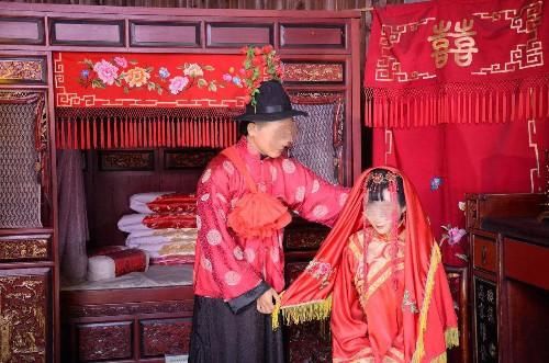 兒子結婚五年都沒孩子，兩人都健康，當母親裝上監控時，傻眼了！ 
