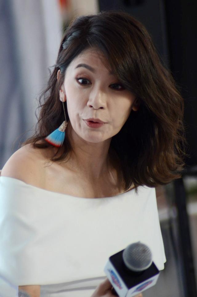 看了林志玲的44歲，再看看賈靜雯的44歲，生不生孩子區別真大！