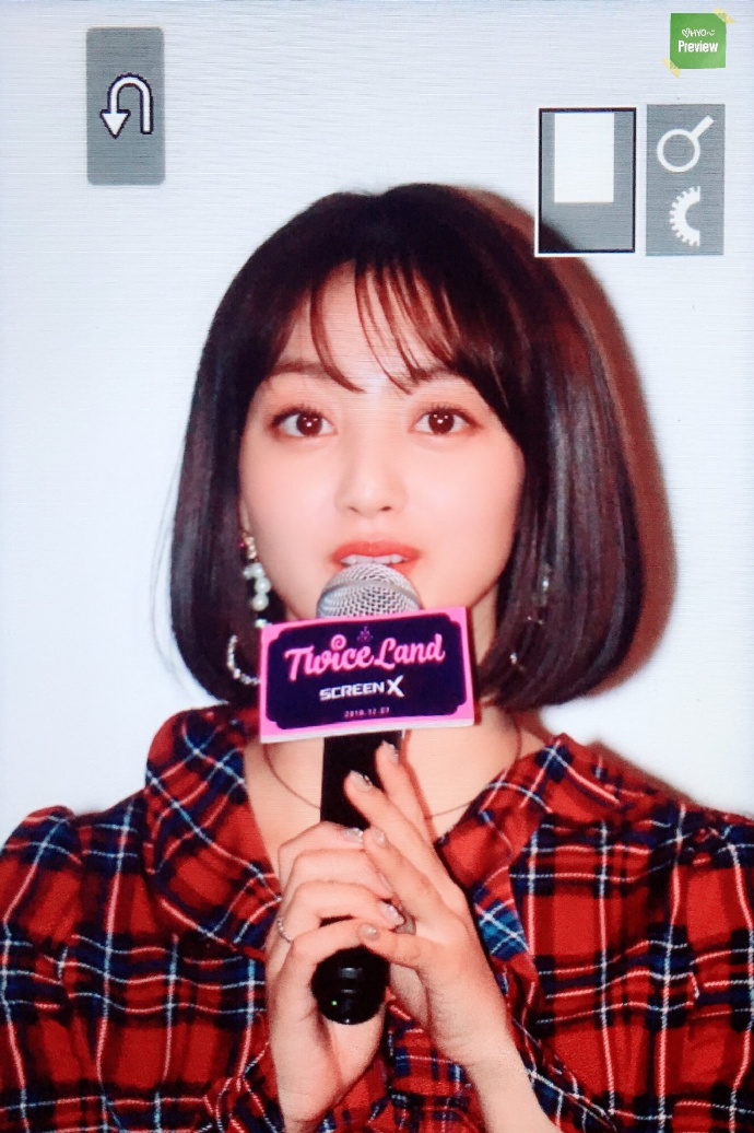 [TWICE][分享]181207 舞台問候開始TWICE全員現身電影《TWICELAND》首映見面會現場