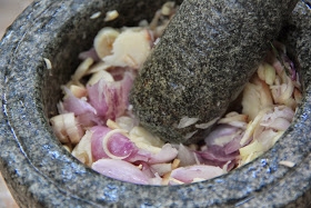 《仁當雞》Chicken Rendang ，超下飯的一道馬來美食！