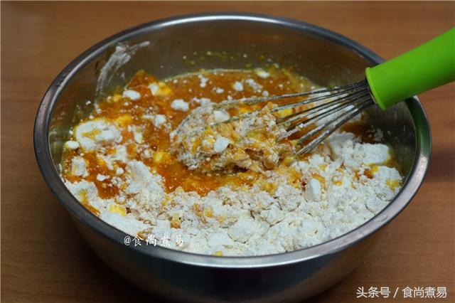簡單美味的馬拉糕，像一座金山，年節做來吃，寓意感十足！