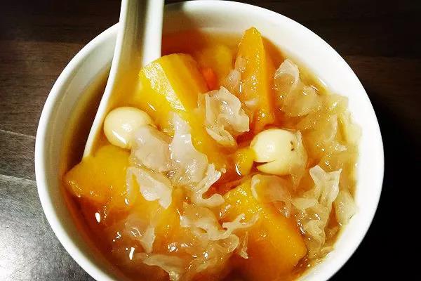 素食媽媽10道產後下奶食譜，營養搭配好，麻麻寶寶都健康~