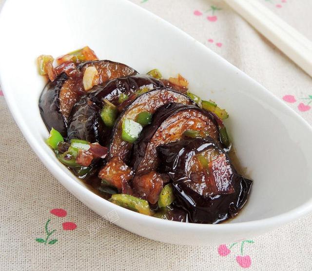 百吃不厭，12道家常菜的做法，簡單易學的美食，好吃又下飯！