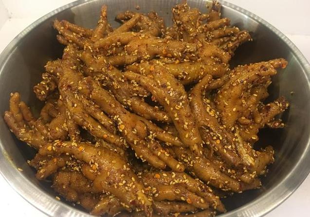 秘制老味雞腳，做法超簡單，吃過之後再也不會寵倖其他的雞腳了！！