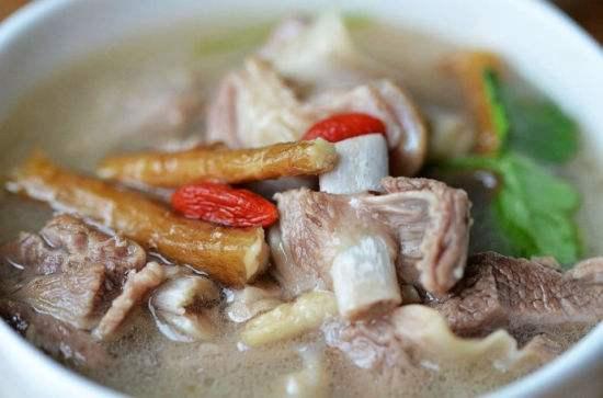 冬天記好這五種食療方，治療風寒感冒很有效