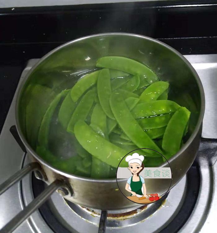 冬天最饞這蔬菜，脆嫩清香，每回炒一盤，一頓吃精光，做法還簡單