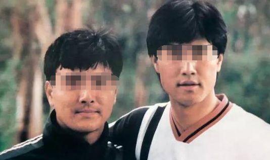 老公把新房子借給獄友住，五年後獄友還回房子，推門一看福報來了！