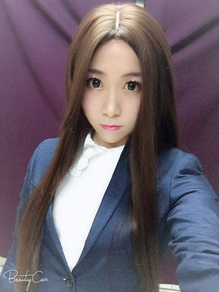 上樓梯發現前方學生妹 裙子超短竟衝上去問… 神展開！(11P) 