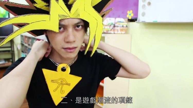 13歲屁孩玩遊戲王卡...起手「五張黑暗大法師」天胡秒殺對手！機率只有1/658008