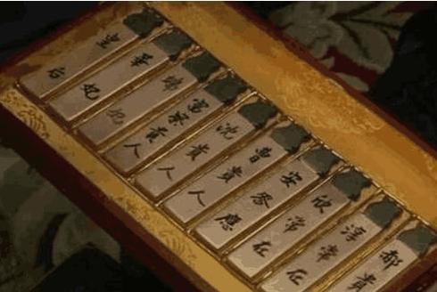 古代的「敬事房」是做什麼的，為何宦官都想進，嬪妃們卻很怕呢！ 