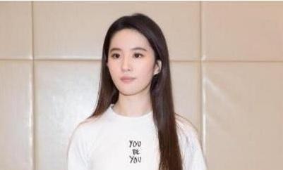 女排中的「劉亦菲」，顏值超過惠若琪，可能成為排壇的第一美女 