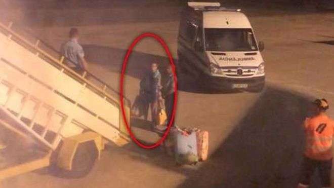 男乘客體臭「味道重到害大家嘔吐暈眩」　飛機只能緊急迫降把他送走  