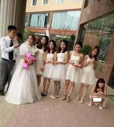 25張「你懂得」妹子圖！現在妹子真的太潮了！這樣的衣服也敢穿出門！最後一張笑翻！