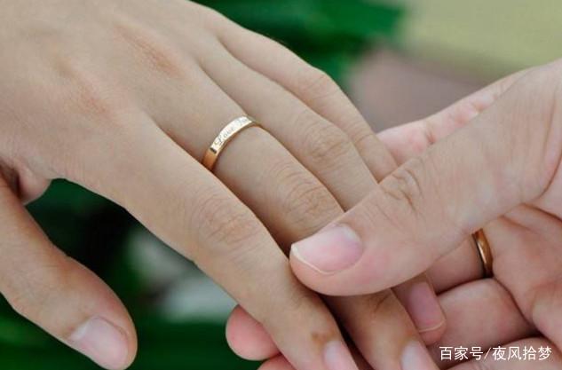 前妻嫁國外不管重病岳母，他賣房救岳母一命，從此以後升職加薪