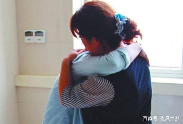 女孩生病母親不願出錢，只因為要給弟弟修樓房，准婆婆聽後掏十萬