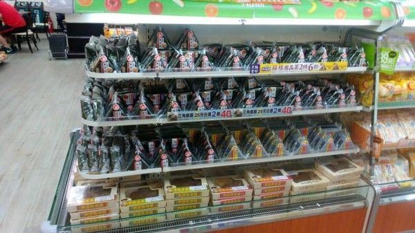 PTT問7-11全家哪家商品更好吃？「照二分法吃不踩雷」引髮網友大暴動：飯糰只在小七買
