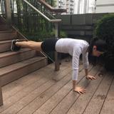 一個台階8個動作，從頭練到腳，燃燒你的卡路里，長期堅持瘦全身