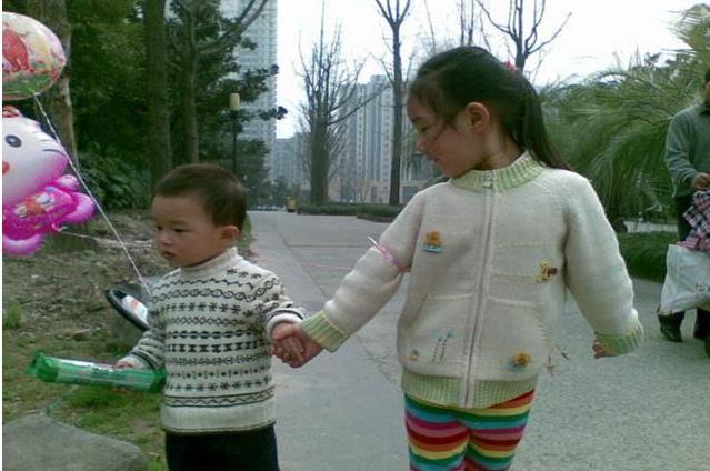 為照顧弟弟，她36歲未婚，弟媳過門後讓她走人，她笑著說謝謝