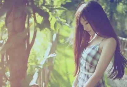 弟弟買車，俺瞞著妻子轉給他五萬，妻子打來電話，俺癱坐在地