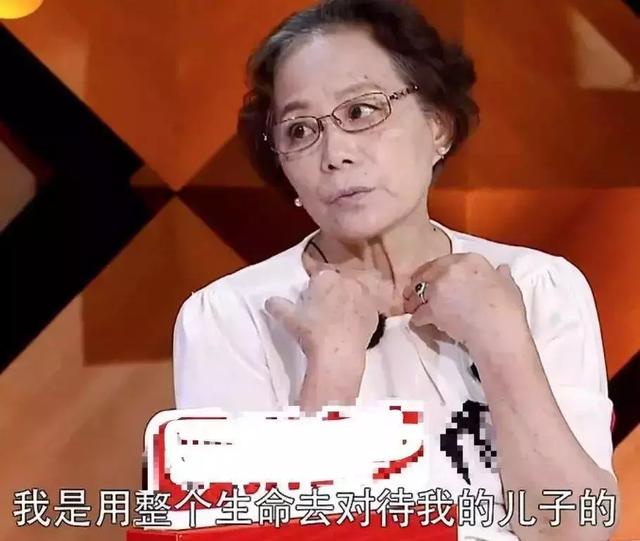 「養育男孩，需要母親得體的退出」，「養育女孩，需要父親的愛和關注」！