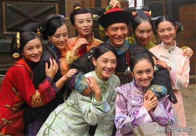 古代有錢人常常「三妻四妾」，三妻是哪三個妻？四妾又都是什麼稱呼？