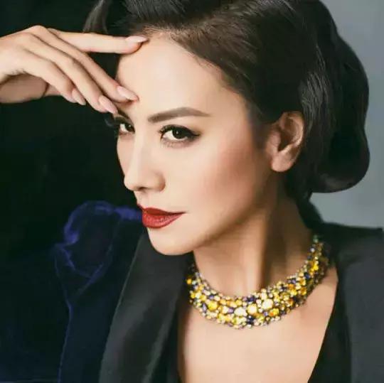 田麗：不能給我愛情，還來分我麵包！勇敢離婚2次的她，51歲美過25歲