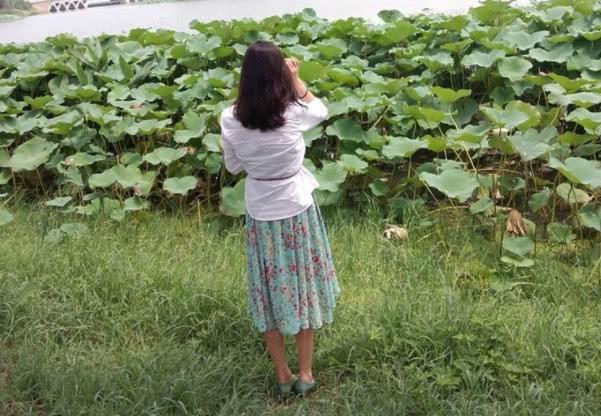 俺和小三同時懷孕，婆婆出錢讓俺打胎，俺和小三孩子生出，婆傻住