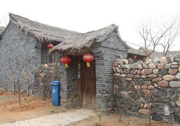 父親生病急需用錢，上門女婿的哥哥找岳母要工資卡，查完餘額呆了