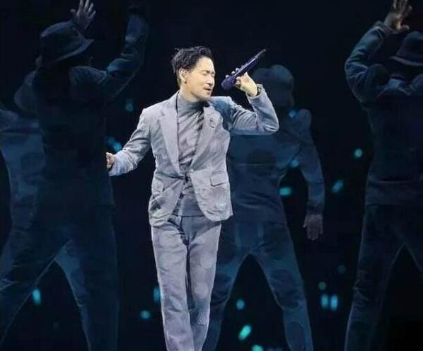 離演唱會只剩下五天，他卻與世長辭，已售百萬張門票僅有500人來退！
