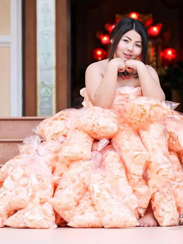 200斤胖妞神模仿，從超模到《延禧攻略》女主角魏瓔珞，150位明星無一倖免，網友驚歎：根本天才