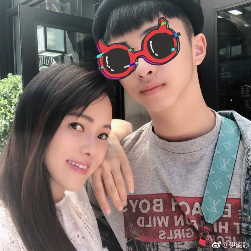 伊能靜曝兒哈利有隱疾：他一吃飯我就開始哭...