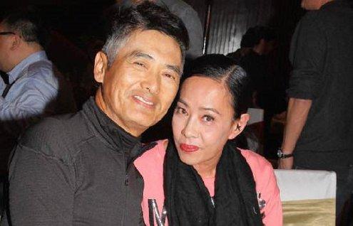 63歲周潤發終於承認此生摯愛，不是陳薈蓮，而是58歲仍單身的她!